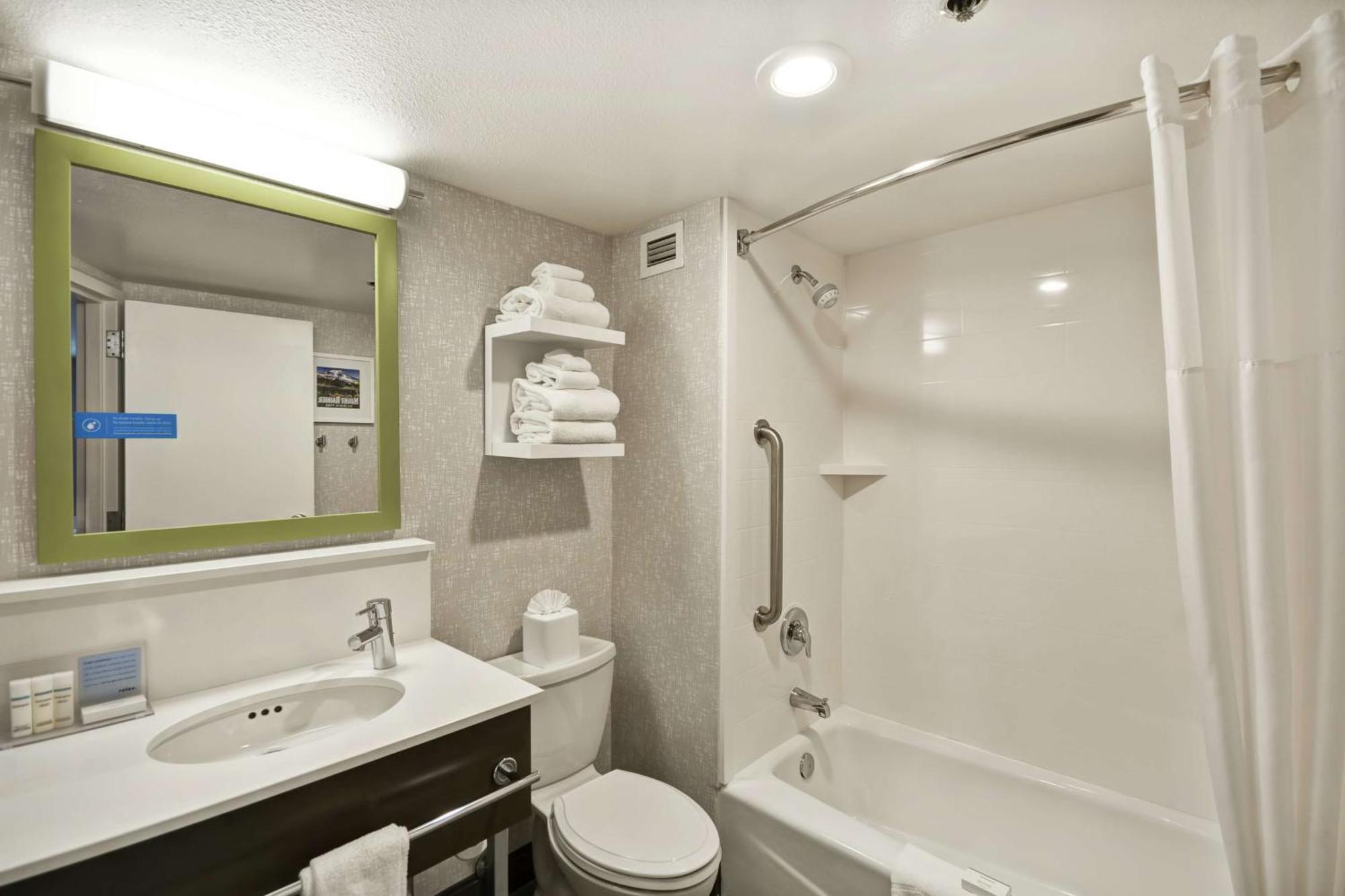 Hampton Inn Seattle/Southcenter Tukwila Exterior photo